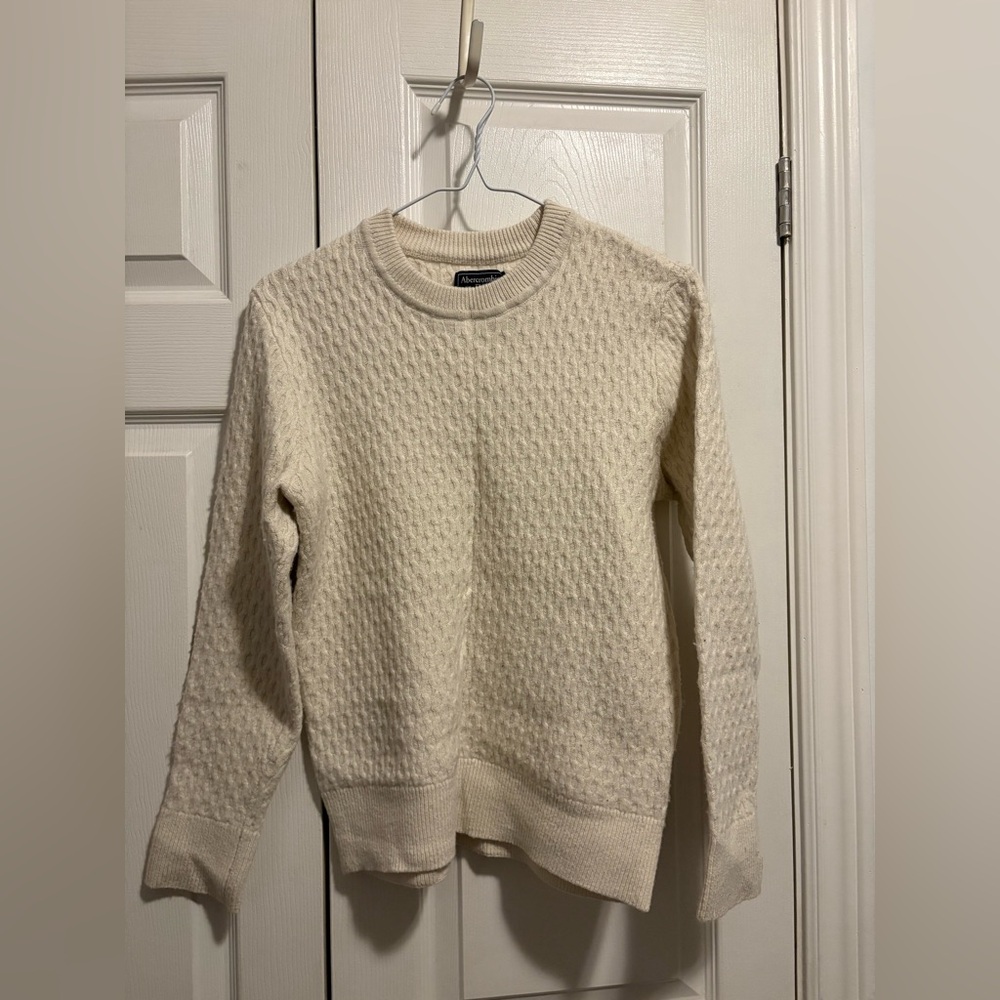 Abercrombie & Fitch Off-White Cable Knit Sweater